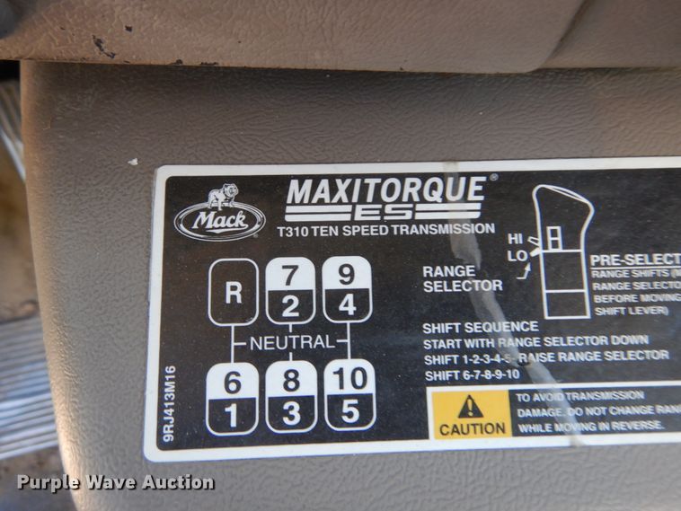 image for item DH5115 2005 Mack CXN613  dump truck