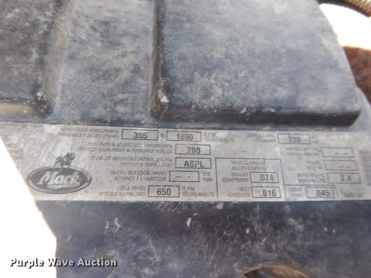 image for item DH5115 2005 Mack CXN613  dump truck