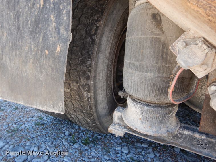 image for item DH5115 2005 Mack CXN613  dump truck