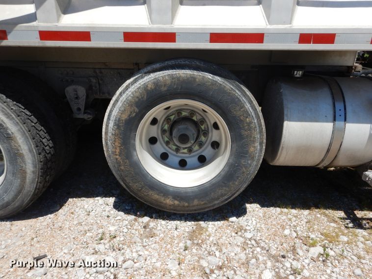 image for item DH5115 2005 Mack CXN613  dump truck