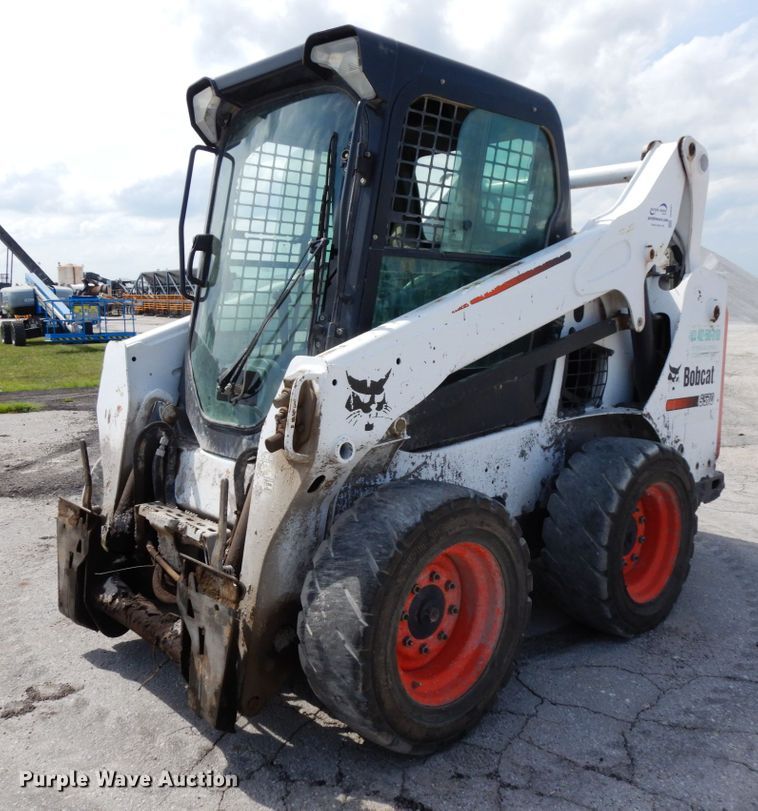 image for item DH6507 2015 Bobcat S570  skid steer loader