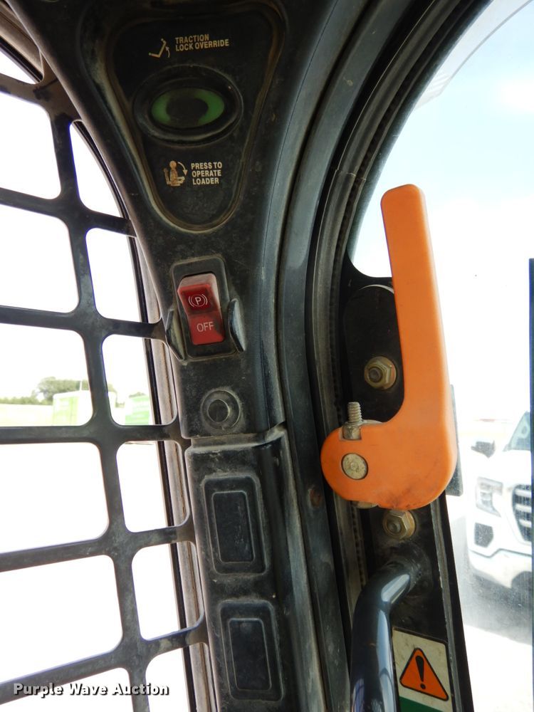 image for item DH6507 2015 Bobcat S570  skid steer loader