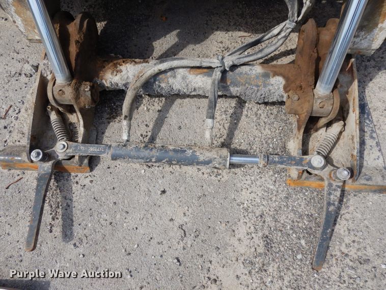 image for item DH6508 2014 Bobcat S570  skid steer loader