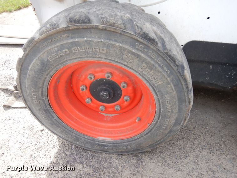 image for item DH6508 2014 Bobcat S570  skid steer loader