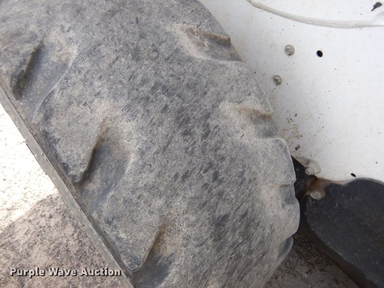 image for item DH6508 2014 Bobcat S570  skid steer loader