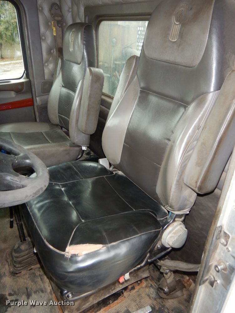 image for item DH6509 2009 Kenworth T800  vacuum truck