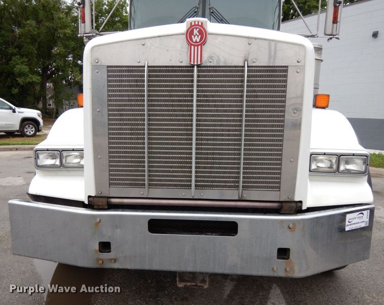 image for item DH6509 2009 Kenworth T800  vacuum truck