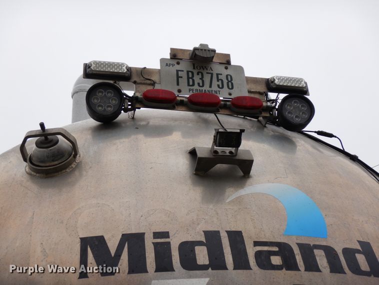 image for item DH6509 2009 Kenworth T800  vacuum truck