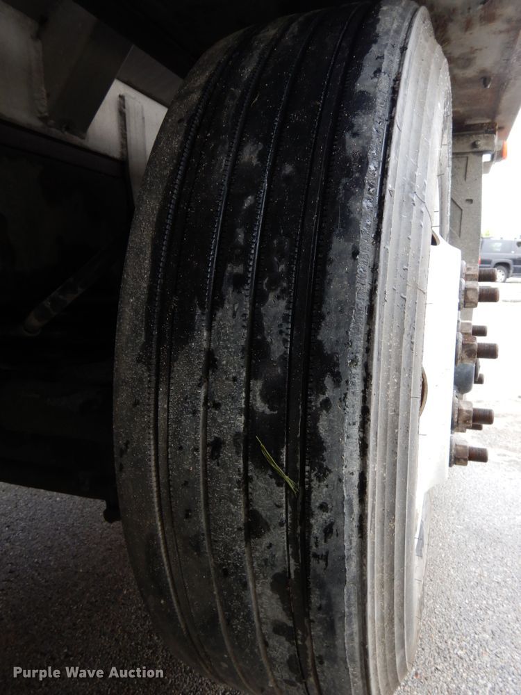 image for item DH6509 2009 Kenworth T800  vacuum truck