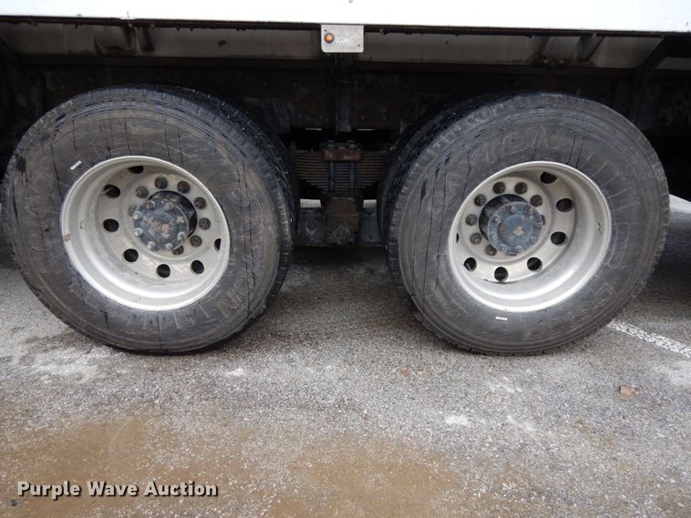 image for item DH6509 2009 Kenworth T800  vacuum truck