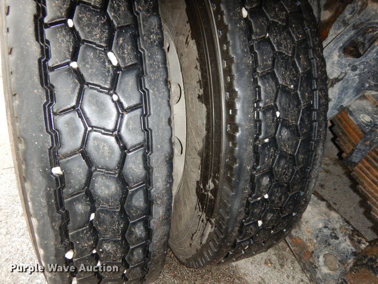 image for item DH6509 2009 Kenworth T800  vacuum truck