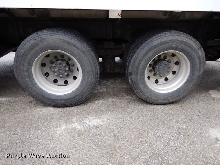 image for item DH6509 2009 Kenworth T800  vacuum truck