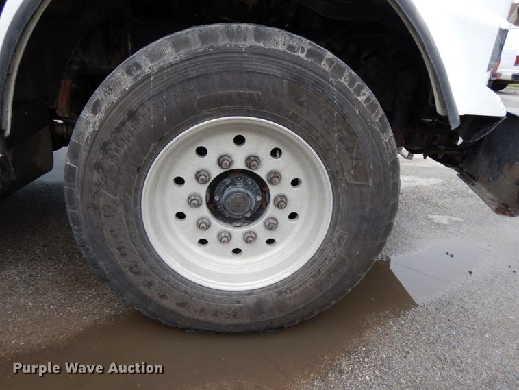 image for item DH6509 2009 Kenworth T800  vacuum truck