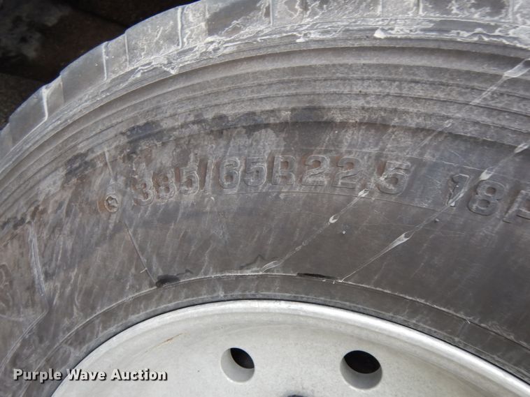 image for item DH6509 2009 Kenworth T800  vacuum truck