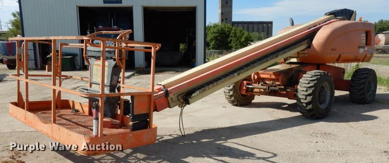 image for item DH6512 2004 JLG 600S  boom lift