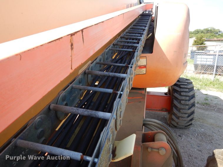 image for item DH6512 2004 JLG 600S  boom lift