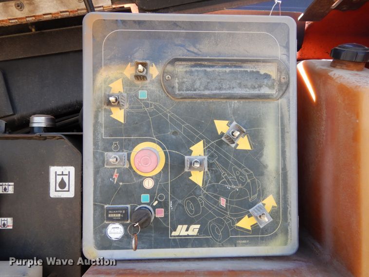 image for item DH6512 2004 JLG 600S  boom lift