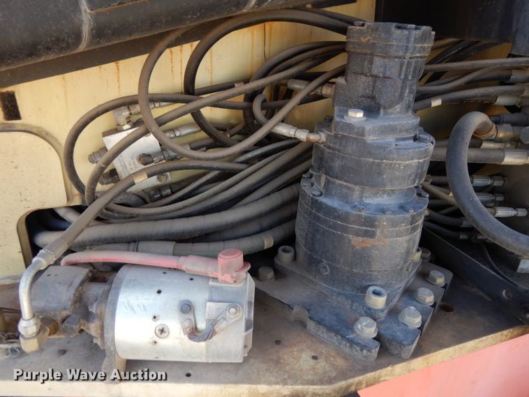 image for item DH6512 2004 JLG 600S  boom lift