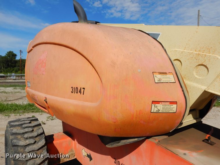 image for item DH6512 2004 JLG 600S  boom lift