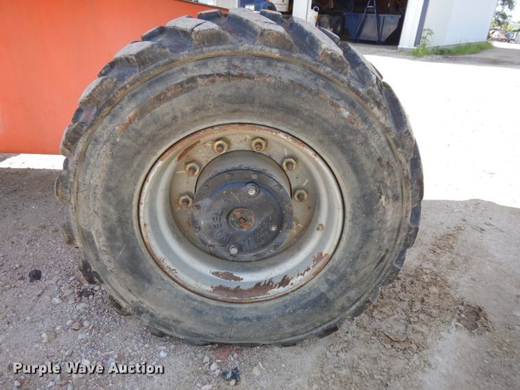 image for item DH6512 2004 JLG 600S  boom lift