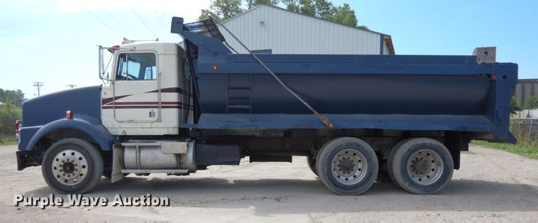 image for item DH6513 1994 Kenworth T800B  dump truck