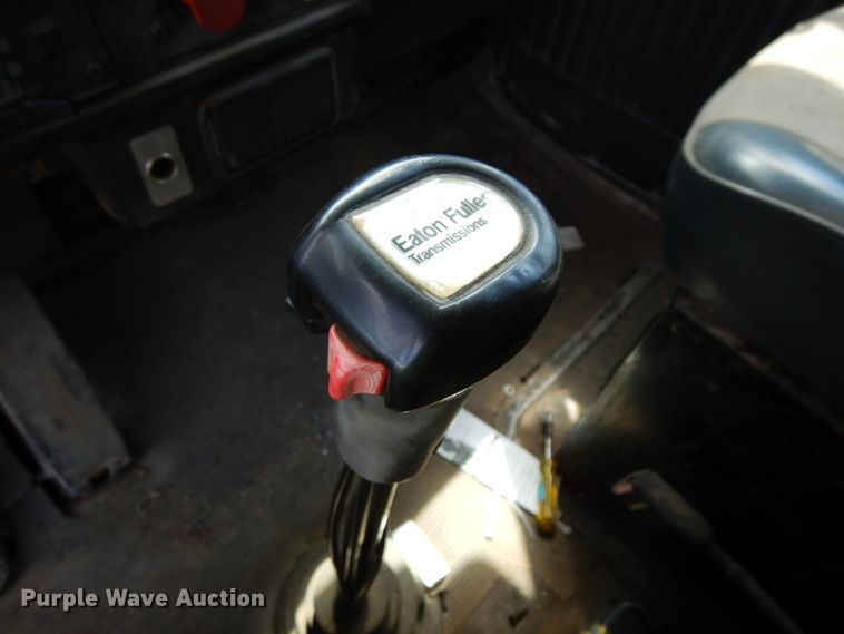 image for item DH6513 1994 Kenworth T800B  dump truck