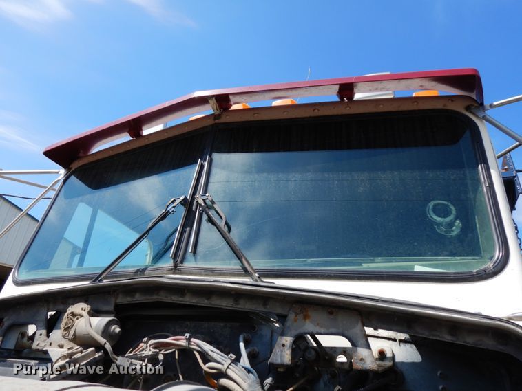 image for item DH6513 1994 Kenworth T800B  dump truck