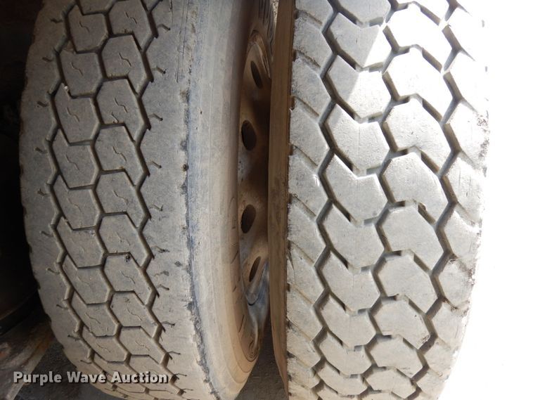 image for item DH6513 1994 Kenworth T800B  dump truck