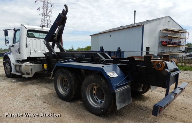 image for item DH6514 2006 Freightliner Business Class M2  hook lift truck