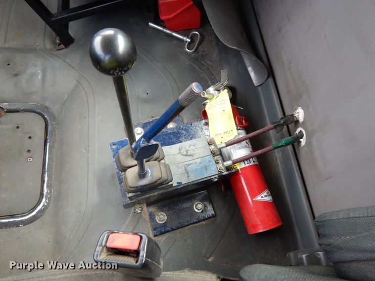 image for item DH6514 2006 Freightliner Business Class M2  hook lift truck