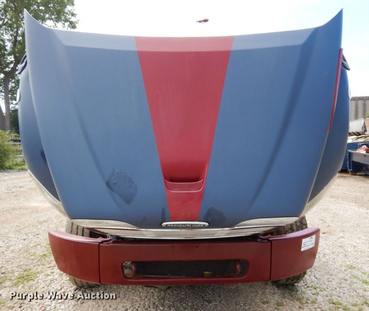 image for item DH6514 2006 Freightliner Business Class M2  hook lift truck