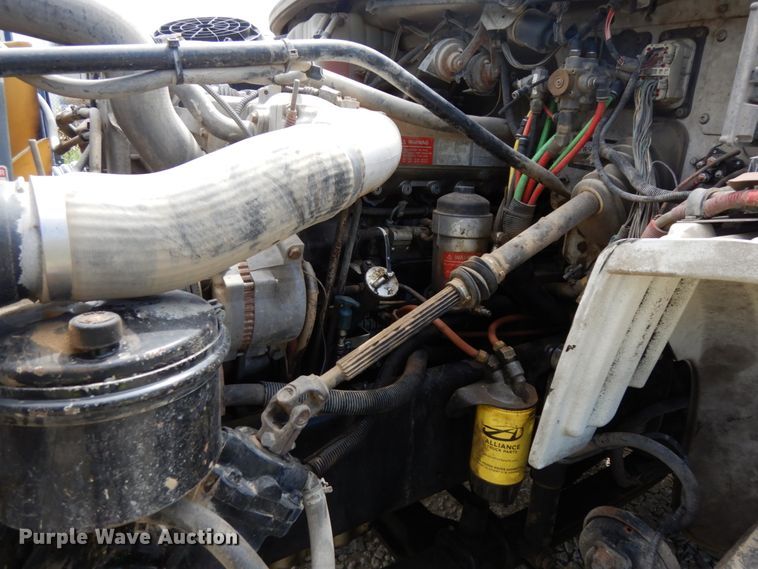 image for item DH6514 2006 Freightliner Business Class M2  hook lift truck