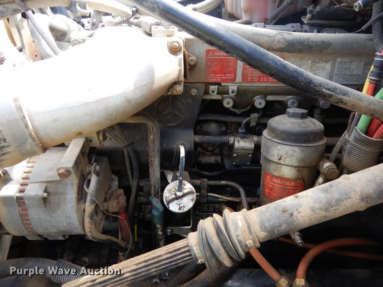 image for item DH6514 2006 Freightliner Business Class M2  hook lift truck