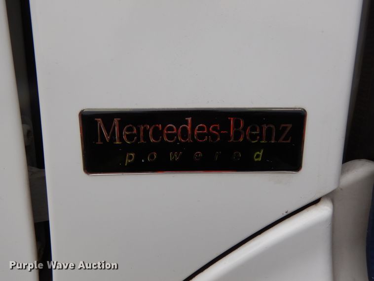 image for item DH6514 2006 Freightliner Business Class M2  hook lift truck