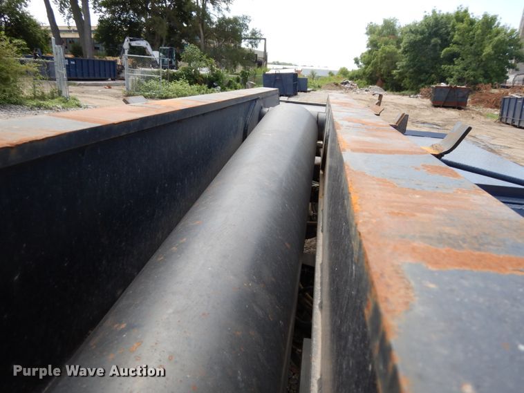 image for item DH6514 2006 Freightliner Business Class M2  hook lift truck