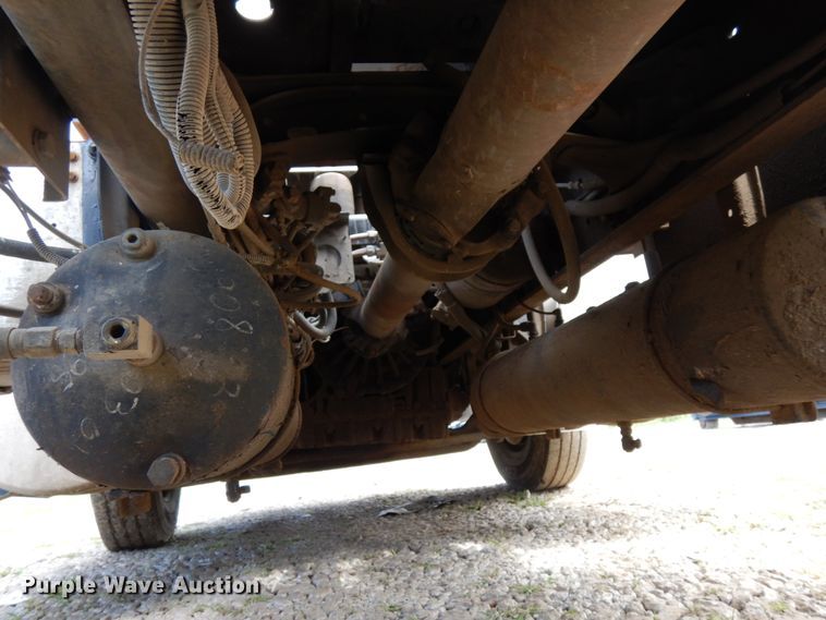 image for item DH6514 2006 Freightliner Business Class M2  hook lift truck