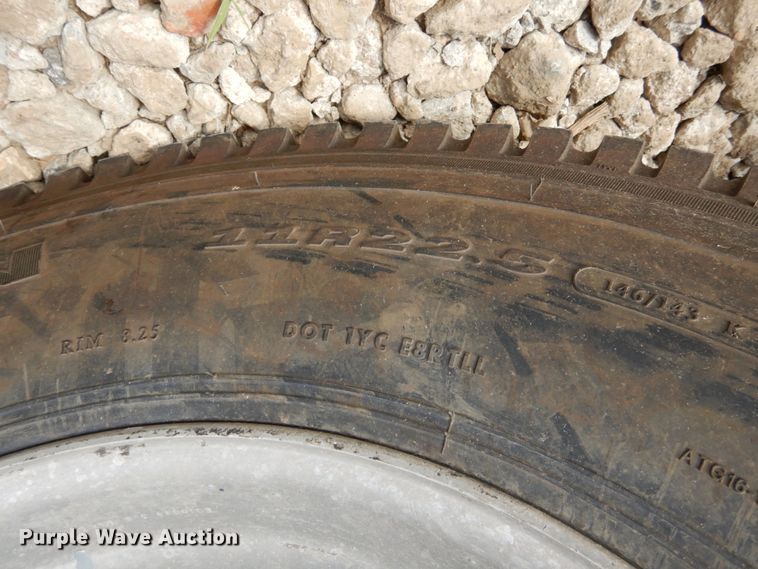 image for item DH6514 2006 Freightliner Business Class M2  hook lift truck