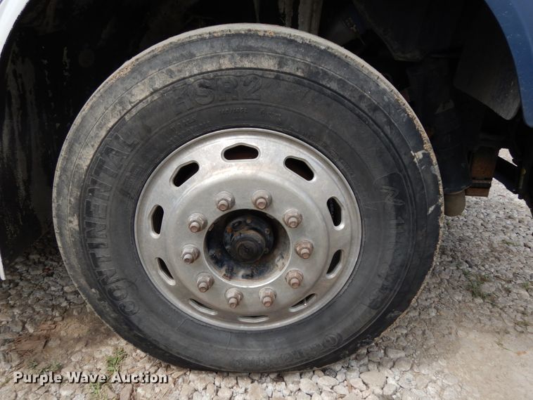 image for item DH6514 2006 Freightliner Business Class M2  hook lift truck