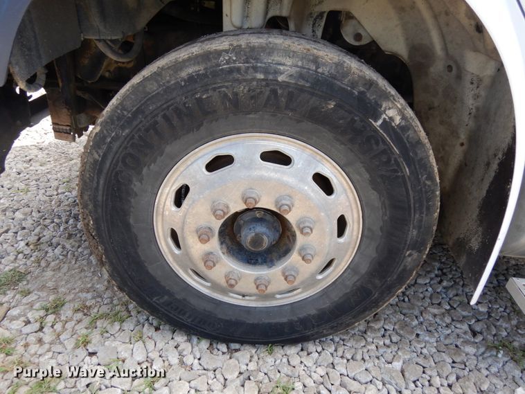 image for item DH6514 2006 Freightliner Business Class M2  hook lift truck