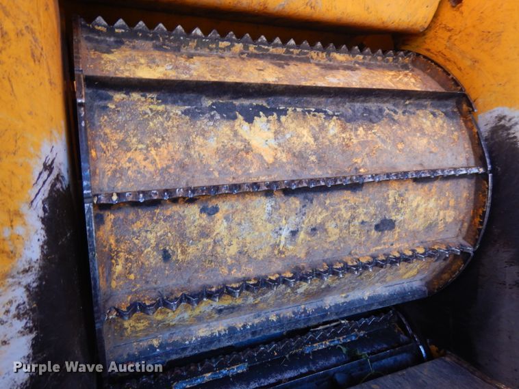 image for item DH6517 Morbark Beever M15R wood chipper