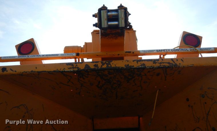 image for item DH6517 Morbark Beever M15R wood chipper