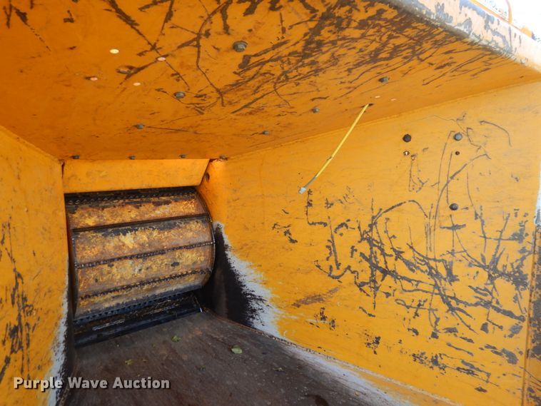 image for item DH6517 Morbark Beever M15R wood chipper