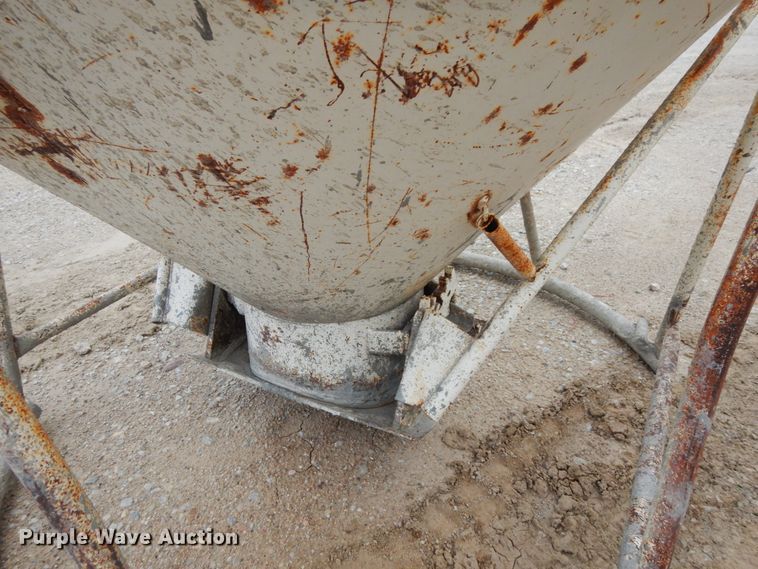 image for item DH6521 Garbro 440-R concrete bucket