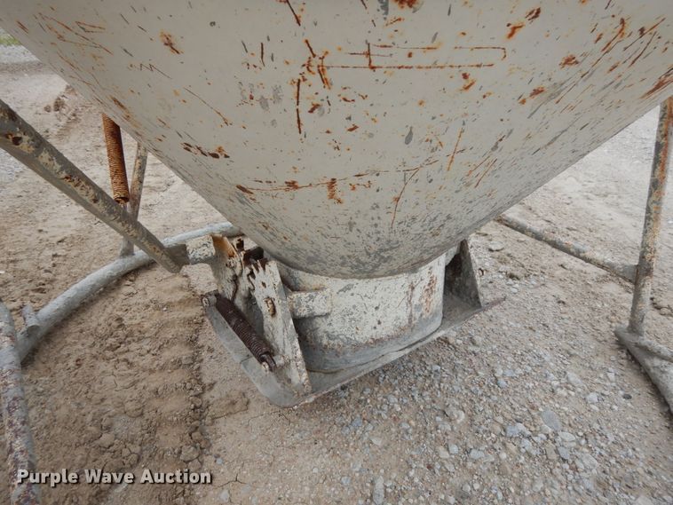 image for item DH6521 Garbro 440-R concrete bucket