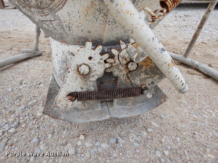 image for item DH6521 Garbro 440-R concrete bucket