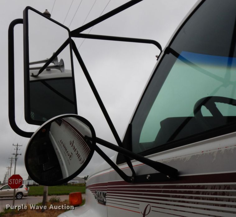 image for item DH6528 1996 Chevrolet Kodiak  flatbed truck