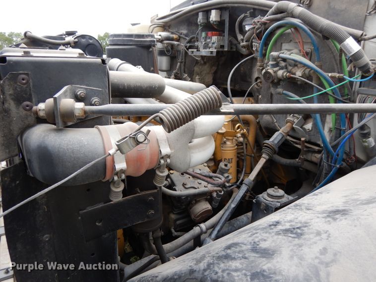 image for item DH6528 1996 Chevrolet Kodiak  flatbed truck