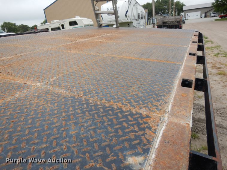 image for item DH6528 1996 Chevrolet Kodiak  flatbed truck