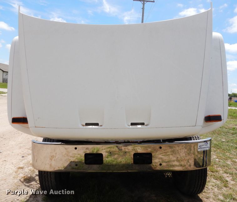 image for item DH6529 1996 GMC TopKick  flatbed truck