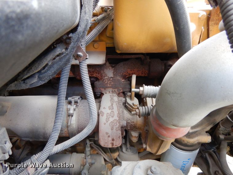 image for item DH6529 1996 GMC TopKick  flatbed truck